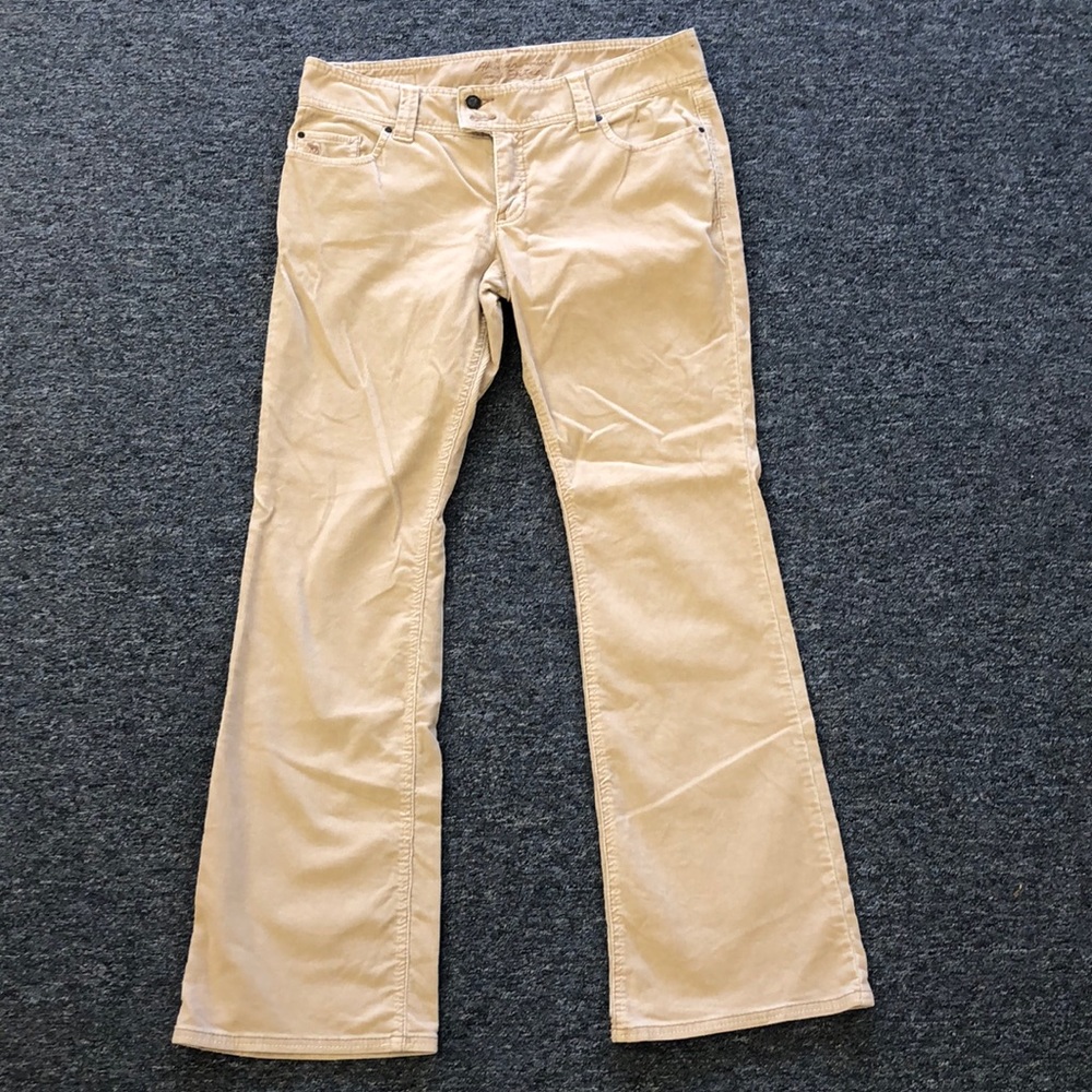 Abercrombie and Finch Ladies Cords